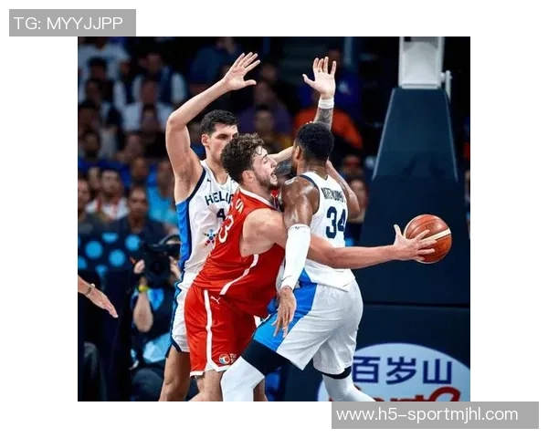 申京本赛季场均25分10板5助排名联盟第三仅次于约基奇和字母哥 申京本赛季场均25分10板5助排名联盟第三仅次于约基奇和字母哥