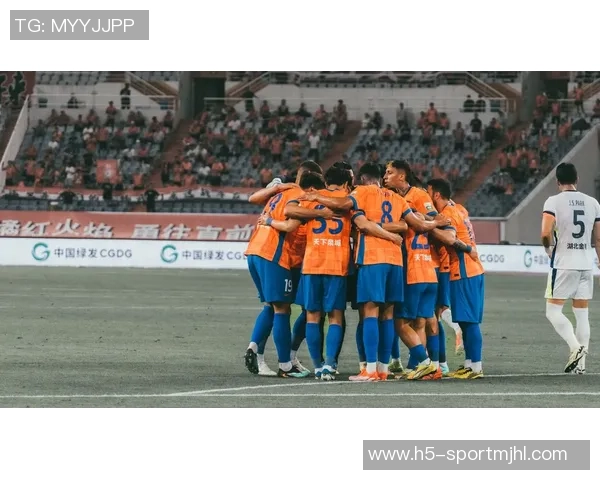 三镇力量助力武汉足协U16队勇夺全国青少年足球锦标赛冠军 三镇力量助力武汉足协U16队勇夺全国青少年足球锦标赛冠军