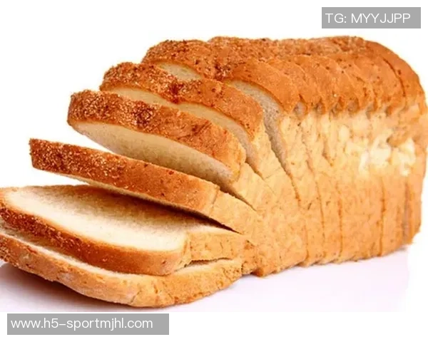 萨卡分享家庭早餐回忆十字面包夹香肠的温暖滋味